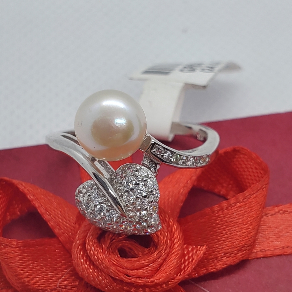 Sterling Silver 925 Rhodium Plated Pearl and CZ Heart and Flower Leaf Ring - Picture 5 of 10